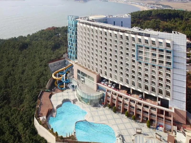Yeongjong Sky Resort Incheon 3*,  South Korea