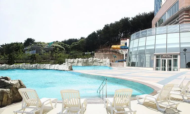 Yeongjong Sky Resort Incheon 3*,  South Korea